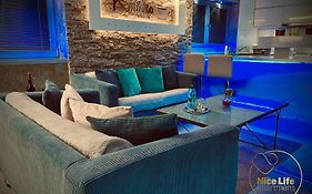 Nice Life - Luxury Apartment In The Old Town.