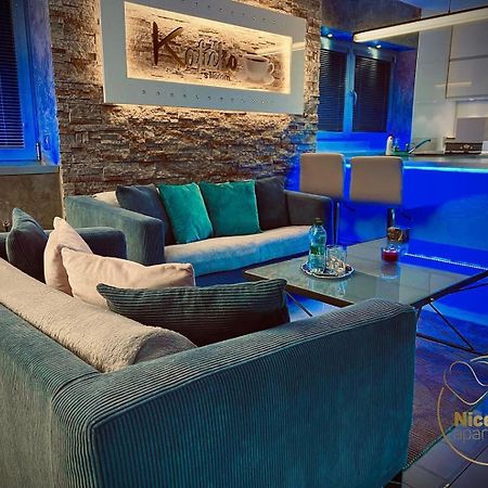 Nice Life - Luxury Apartment In The Old Town. Bratislava Exteriér fotografie