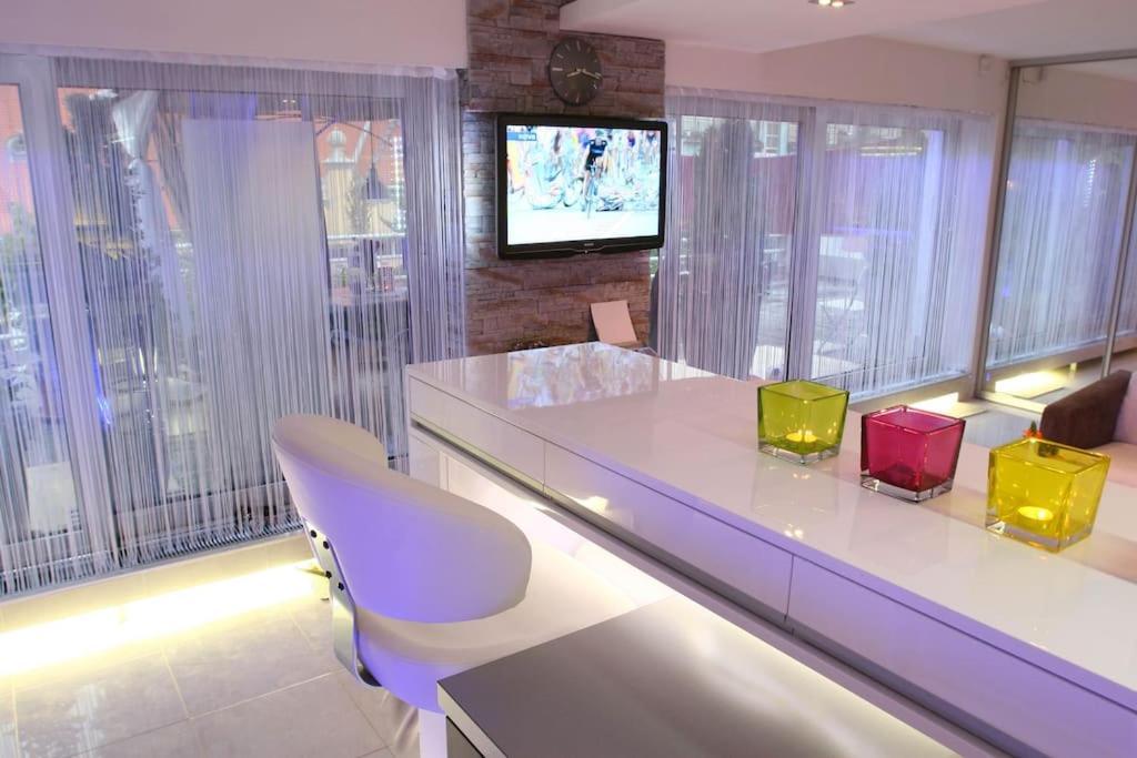 Nice Life - Luxury Apartment In The Old Town. Bratislava Exteriér fotografie